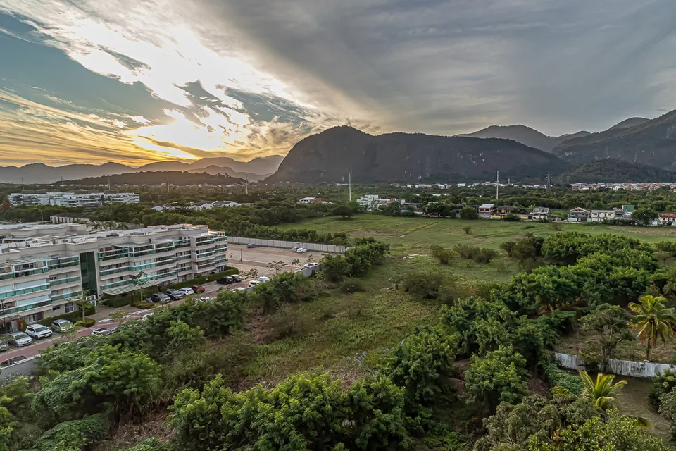 Apartamento 702 no Barra Wave: Vista da Área de Serviço, foto 34
