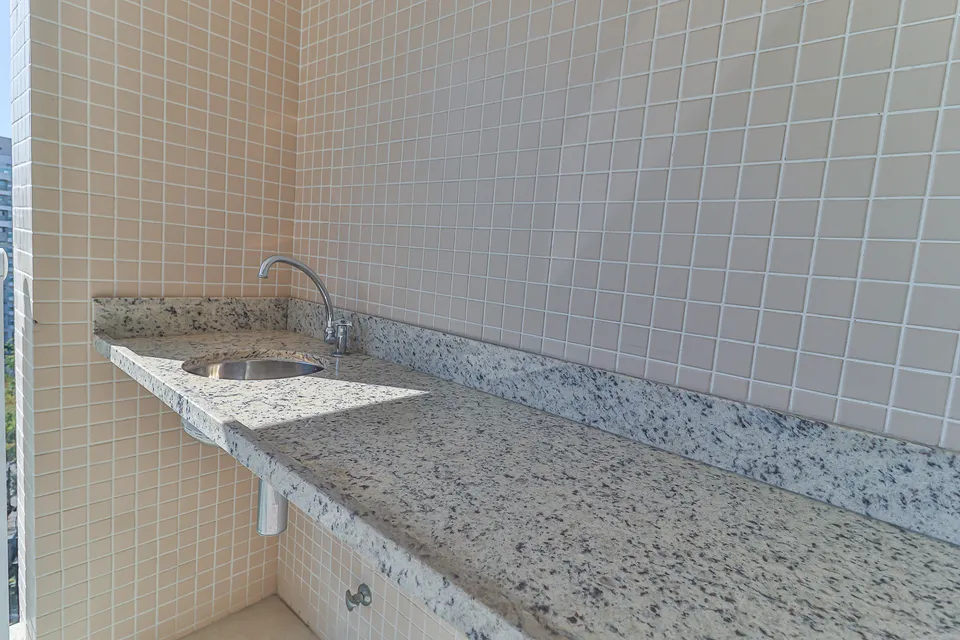 Apartamento 802 no Barra Wave: Varanda Gourmet da Sala, foto 5