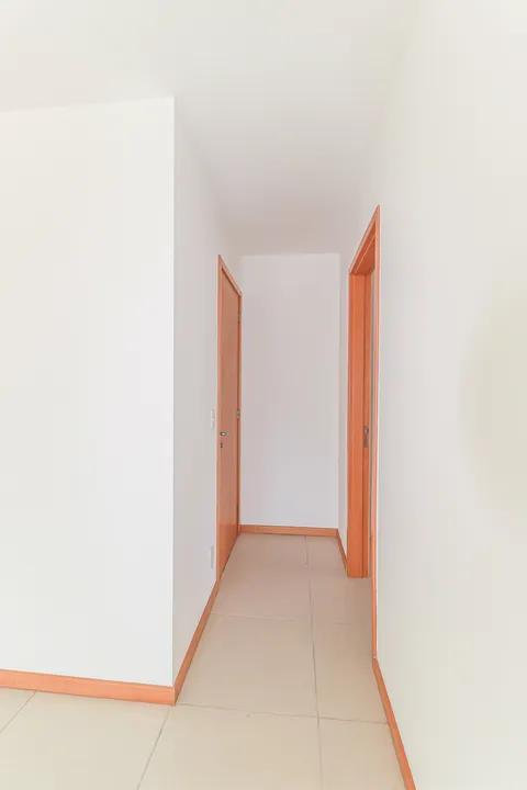 Apartamento 802 no Barra Wave: Hall de Entrada e Acesso à Cozinha e Área de Serviço, foto 24
