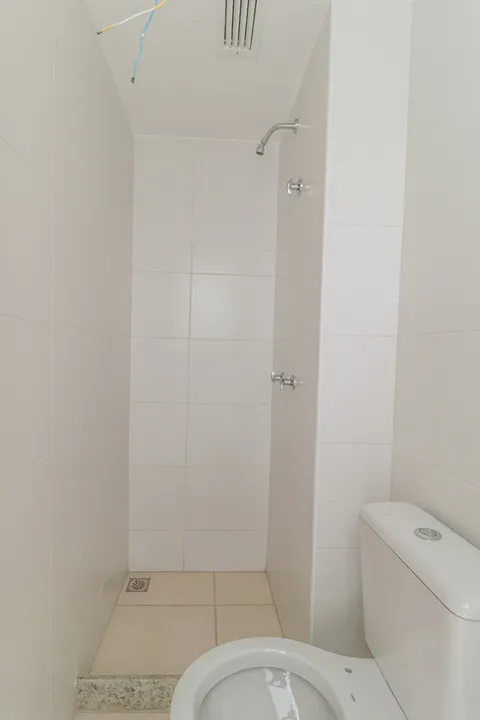 Apartamento 802 no Barra Wave: Banheiro de Serviço, foto 30