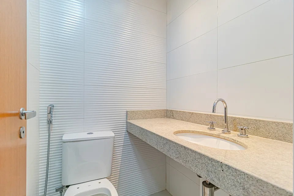 Apartamento 304 no La Fontaine: Banheiro da Suíte 1, foto 13