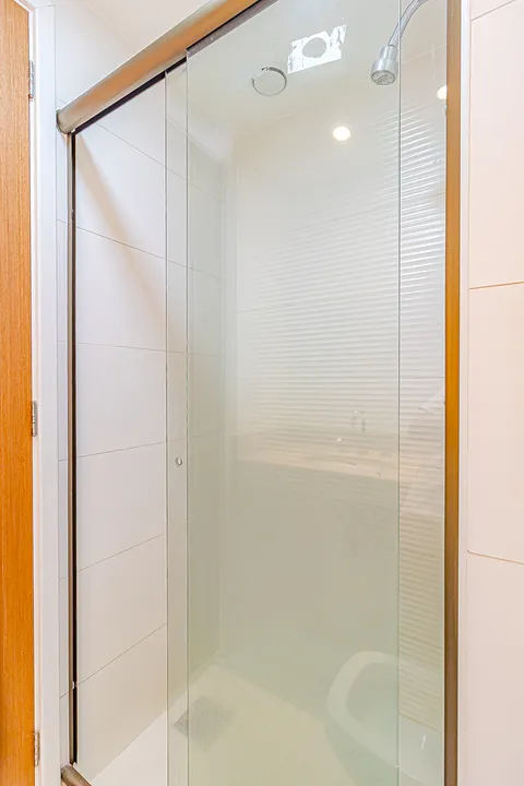 Apartamento 304 no La Fontaine: Banheiro da Suíte 1, foto 14