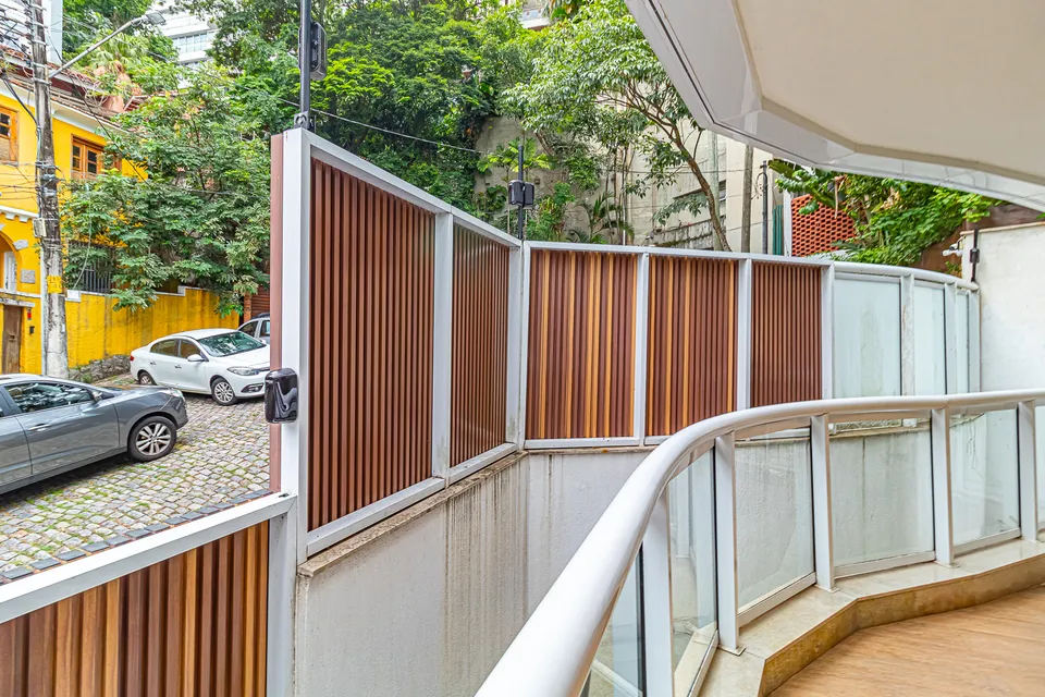 Apartamento 305 no La Fontaine: Vista da Varanda, foto 13