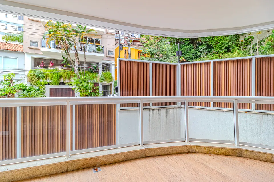 Apartamento 305 no La Fontaine: Vista do Quarto 1, foto 18