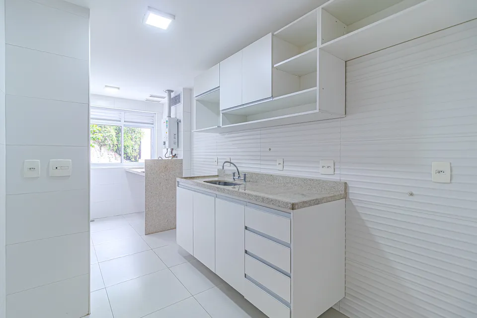 Apartamento 305 no La Fontaine: Cozinha e Área de Serviço, foto 36