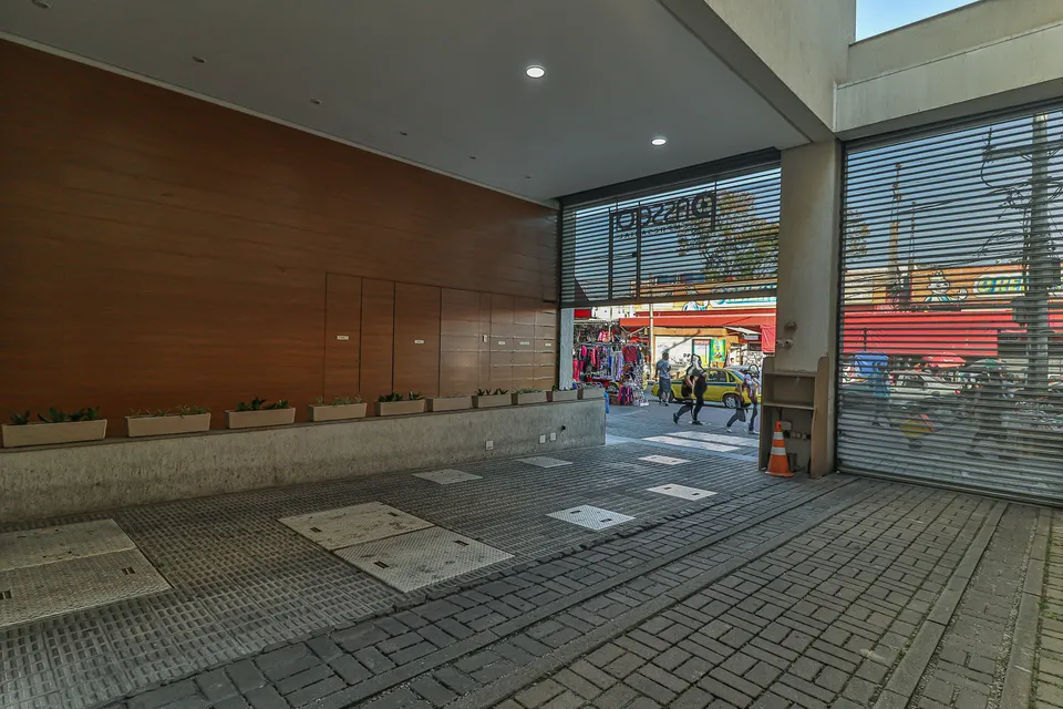 Sala 516 no Passeio Empresarial: Entrada Garagem, foto 13
