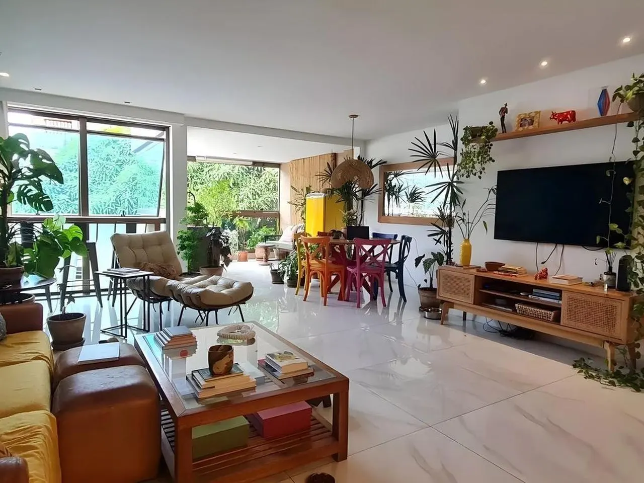 3 quartos, unidade de 141 m² do Residencial Desembargador Fernandes Pinheiro
